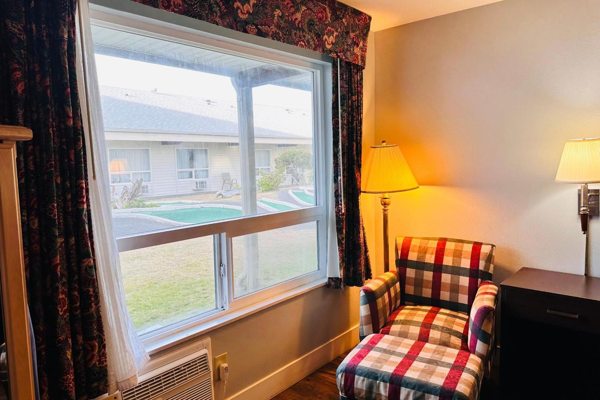 Coratel Inn And Suites By Jasper Ocean Shores Exterior foto